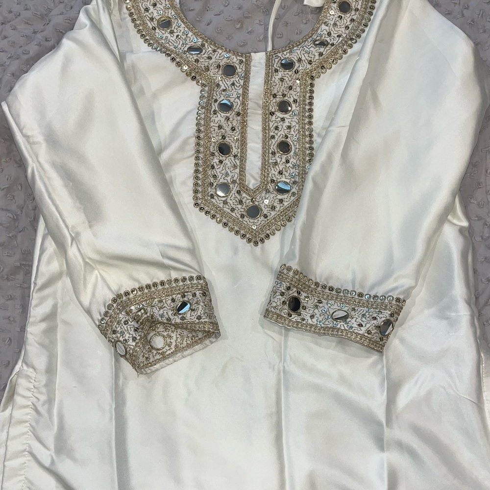 Chic White Embellished Salwar